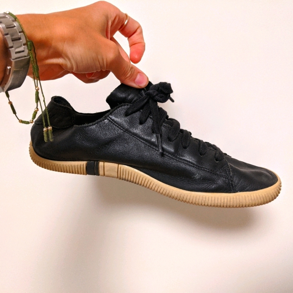 Osklen leather sneakers.